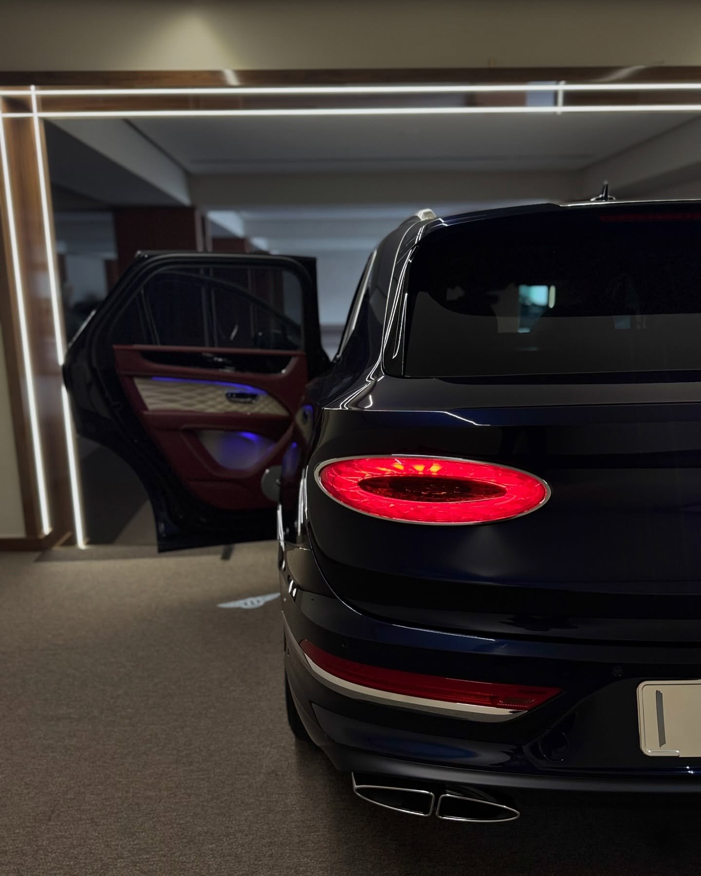 Bentley Bentayga Azure Edition